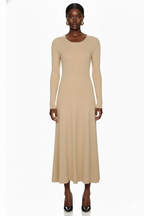 Elegant Long Sleeve Knit Maxi Dress
