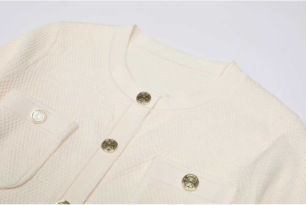 Chic Pleated Knit Maxi Dress