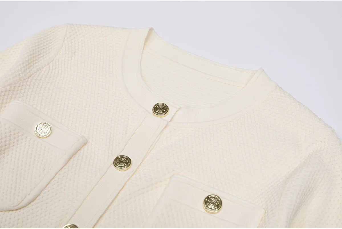 Chic Pleated Knit Maxi Dress