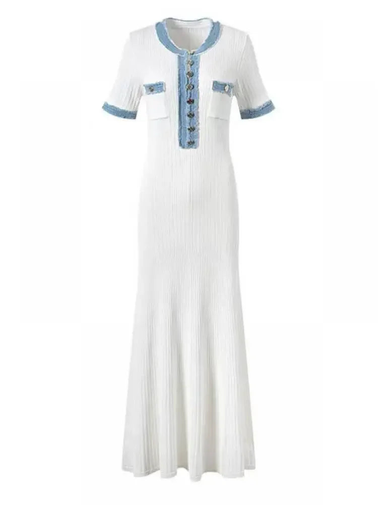 Elegant Contrast Trim Knit Maxi Dress